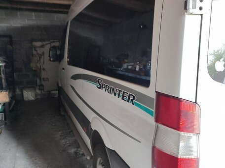 2010 Mercedes-Benz Sprinter, белый, 2700000 рублей, вид 2