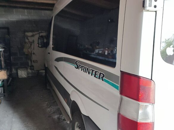 2010 Mercedes-Benz Sprinter, белый, 2700000 рублей - вид 1