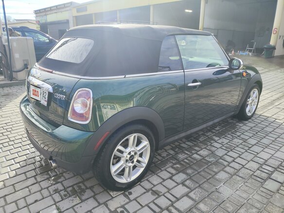 2011 Mini Cabrio Cooper II Рестайлинг, зелёный, 1450000 рублей - вид 3