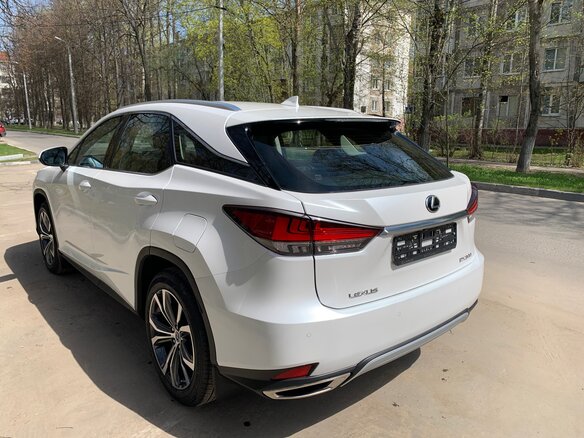 2021 Lexus RX 300 IV Рестайлинг, белый, 10000000 рублей - вид 9