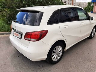 2015 Mercedes-Benz B-Класс 180 II (W246) Рестайлинг, белый, 1540000 рублей, вид 4