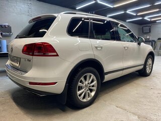 2012 Volkswagen Touareg II, белый, 2100000 рублей, вид 5