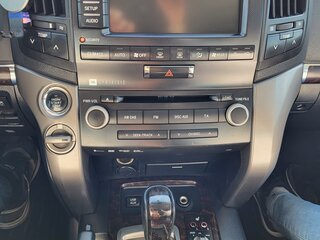 2010 Toyota Land Cruiser 200 Series, серебристый, 3100000 рублей, вид 5