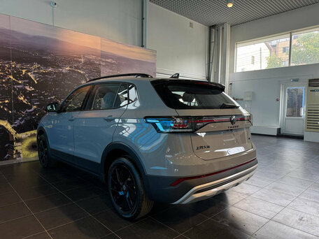2026 Volkswagen Tharu XR, чёрный, 3400000 рублей, вид 4