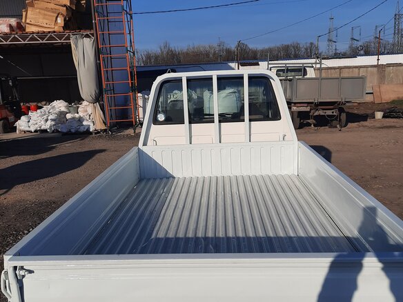 1995 Toyota TownAce, белый, 650000 рублей - вид 6