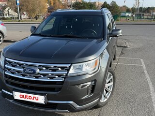 2019 Ford Explorer V Рестайлинг 2, серый, 3650000 рублей, вид 2