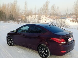 2011 Hyundai Solaris I, фиолетовый, 750000 рублей, вид 2