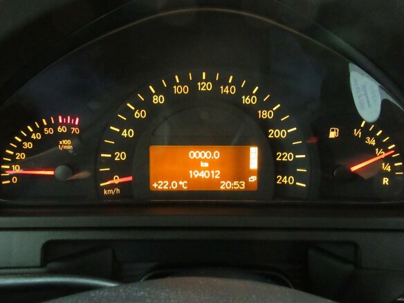 2001 Mercedes-Benz G-Класс 500 II (W463), чёрный - вид 5