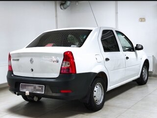 2011 Renault Logan I Рестайлинг, белый, 350000 рублей, вид 2