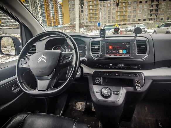 2020 Citroen SpaceTourer XL I, чёрный, 3500000 рублей - вид 6