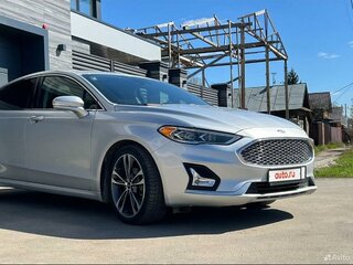 2018 Ford Fusion (North America) II Рестайлинг, серебристый, 2300000 рублей, вид 5