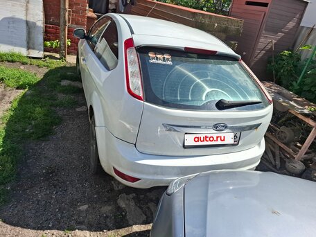 2008 Ford Focus II Рестайлинг, белый, 220000 рублей, вид 2