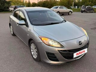 2010 Mazda Axela II, серебристый, 650000 рублей, вид 3