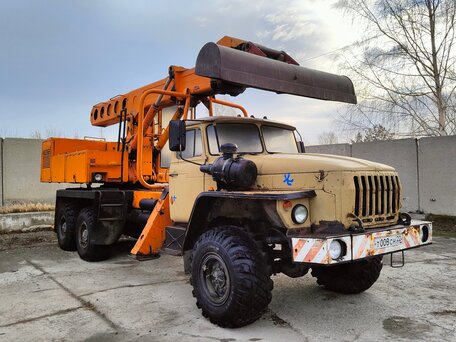 2003 Урал Экскаватор-планировщик, бежевый, 1000000 рублей, вид 2