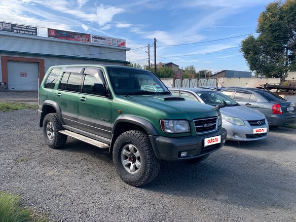1998 Isuzu Bighorn II, зелёный, 1500000 рублей - вид 1