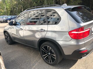 2008 BMW X5 30i II (E70), серебристый, 1800000 рублей, вид 3