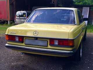 1980 Mercedes-Benz W123 230, жёлтый, 6000000 рублей, вид 5