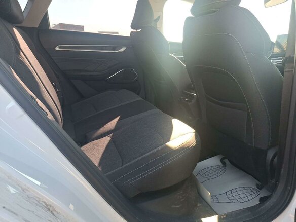 2024 Geely Emgrand II, белый, 1580000 рублей - вид 11