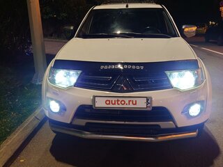 2015 Mitsubishi Pajero Sport II Рестайлинг, белый, 1999990 рублей, вид 3