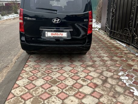 2010 Hyundai Grand Starex, чёрный, 1350000 рублей, вид 4