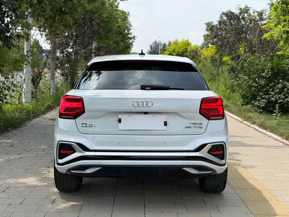 2023 Audi Q2 L 35 TFSI I Рестайлинг, белый, 2210000 рублей - вид 5