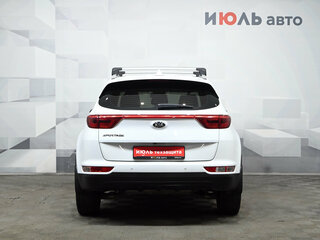 2017 Kia Sportage IV, белый, 2100000 рублей, вид 5