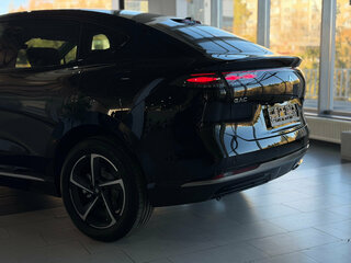 2026 GAC Hyptec HT, чёрный, 5999000 рублей, вид 4