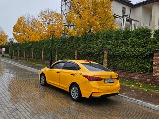 2018 Hyundai Solaris II, жёлтый, 770000 рублей, вид 2