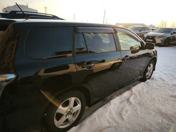 2010 Toyota Corolla Fielder X (E140, E150) Рестайлинг, чёрный, 1270000 рублей - вид 3