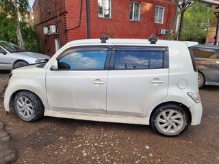 2009 Toyota bB II Рестайлинг, белый, 699000 рублей, вид 3