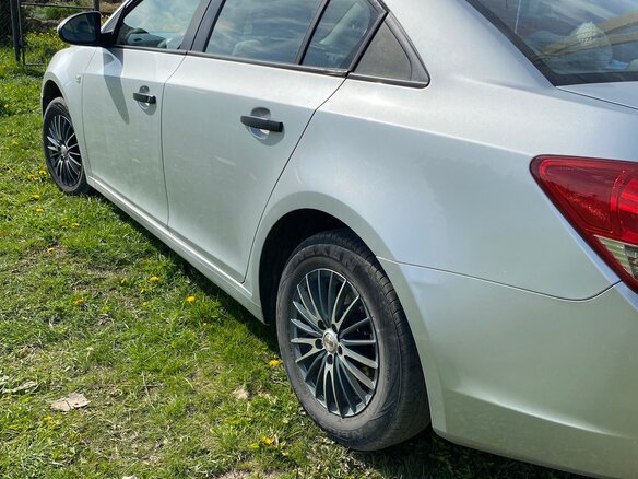 2011 Chevrolet Cruze I, серебристый, 550000 рублей - вид 12