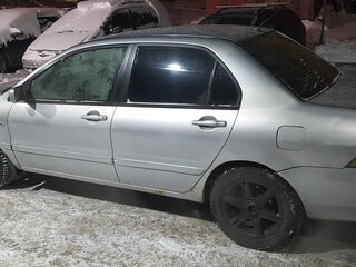 2004 Mitsubishi Lancer IX, серебристый, 240000 рублей, вид 5
