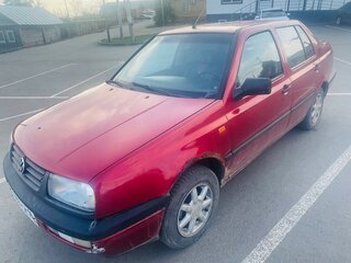 1993 Volkswagen Vento, красный, 120000 рублей, вид 2