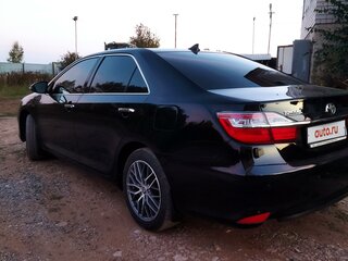 2016 Toyota Camry VII (XV50) Рестайлинг, чёрный, 2100000 рублей, вид 5