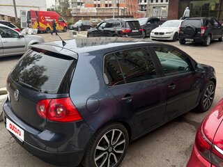 2007 Volkswagen Golf V, серый, 425000 рублей, вид 2