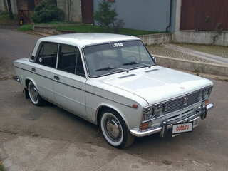 1979 Lada (ВАЗ) 2103, белый, 250000 рублей, вид 1
