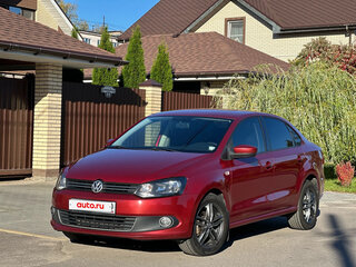 2013 Volkswagen Polo V, красный, 780000 рублей, вид 1