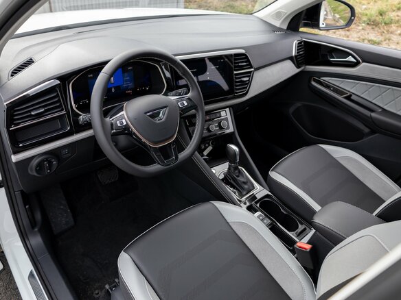2023 Jetta VS7 I Рестайлинг 1, белый, 2295000 рублей - вид 13