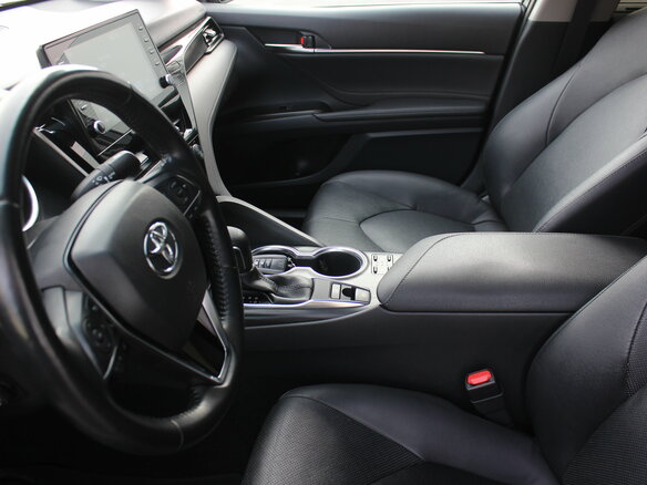 2021 Toyota Camry VIII (XV70), чёрный - вид 10