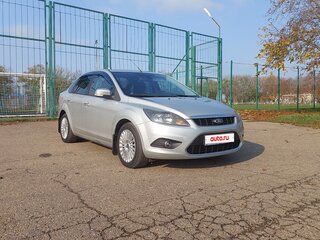2011 Ford Focus II Рестайлинг, серебристый, 680000 рублей, вид 2