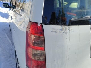 2005 Toyota Succeed I, белый, 650000 рублей, вид 4