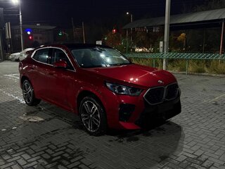 2024 BMW X2 sDrive25i II (U10), красный, 5600000 рублей, вид 1