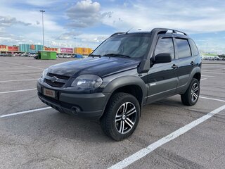 2014 Chevrolet Niva I Рестайлинг, чёрный, 800000 рублей, вид 2