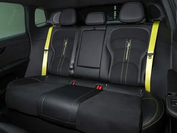2026 Lynk & Co 07 GT I Рестайлинг, чёрный, 4265007 рублей - вид 14