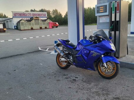 2000 Honda CBR 1100 XX, синий, 550000 рублей, вид 3