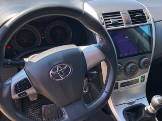 2011 Toyota Corolla X (E140, E150) Рестайлинг, чёрный, 1130000 рублей, вид 3