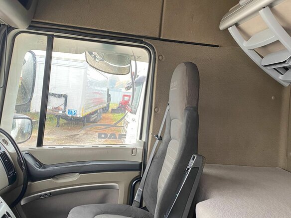 2010 DAF XF 105, белый, 3750000 рублей - вид 6