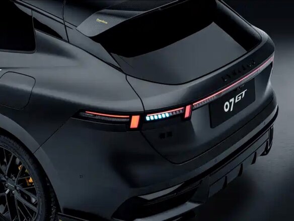 2026 Lynk & Co 07 GT I Рестайлинг, чёрный, 4265007 рублей - вид 4