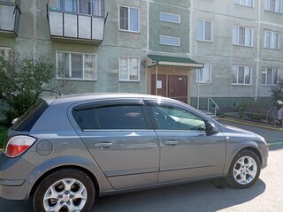 2006 Opel Astra H Рестайлинг, серый, 700000 рублей, вид 1