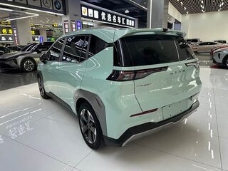 2022 Aion Y Plus 64 kWh, голубой, 1570000 рублей, вид 5